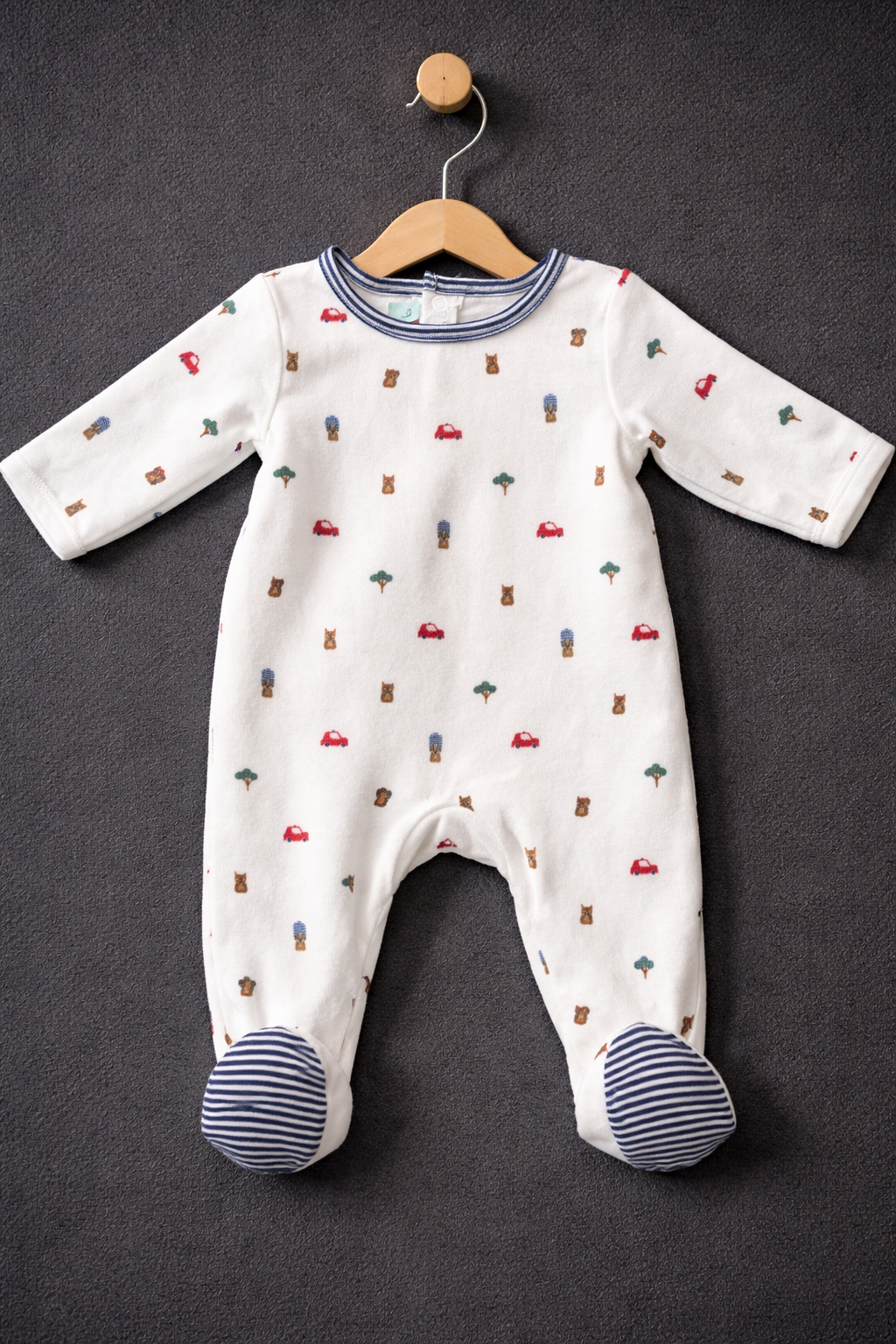 white  with small prints in red (cars), brown (bears),-Baby full Jumpsuit